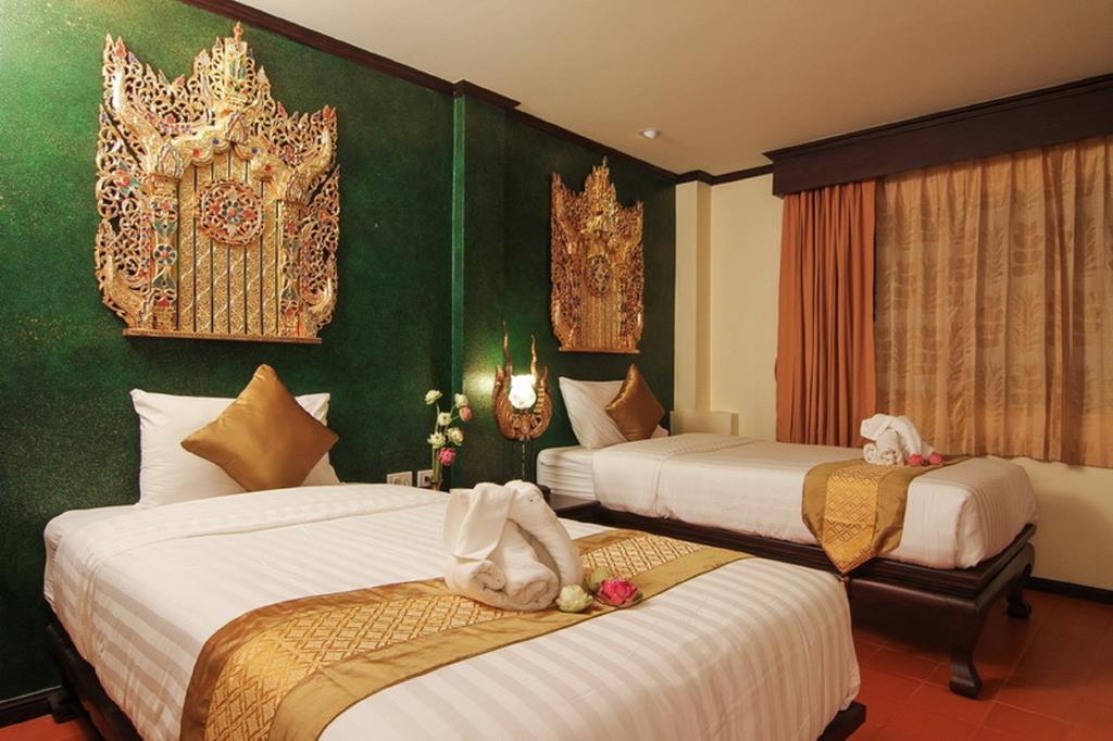 Pl Guesthouse Patong Exterior foto