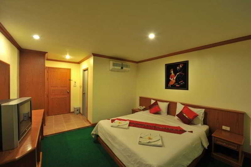 Pl Guesthouse Patong Exterior foto