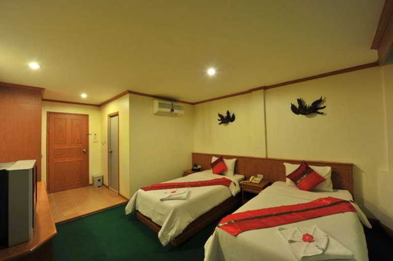 Pl Guesthouse Patong Exterior foto