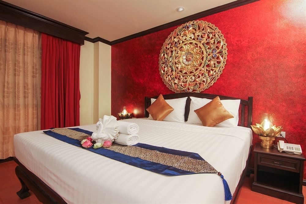 Pl Guesthouse Patong Exterior foto