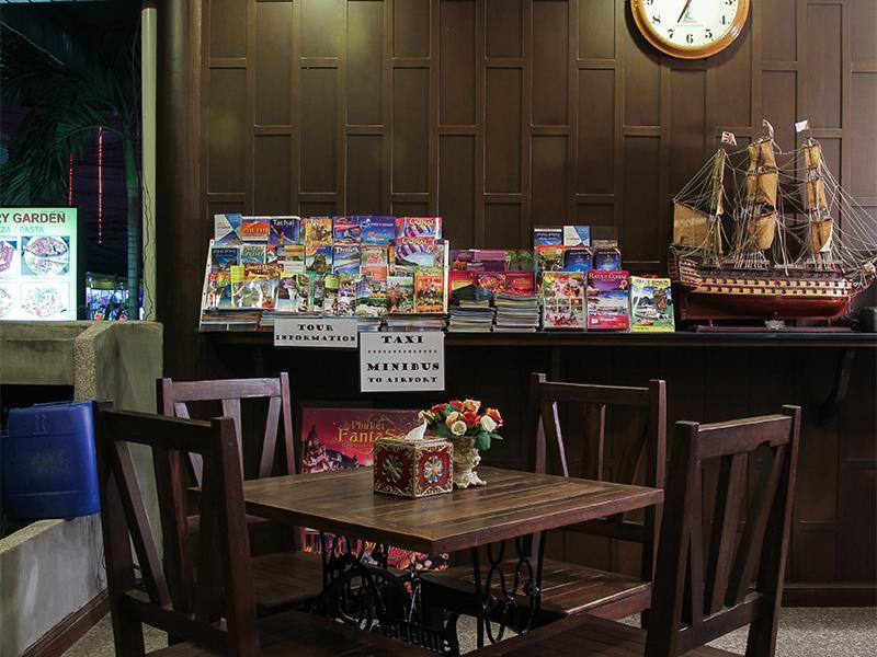 Pl Guesthouse Patong Exterior foto