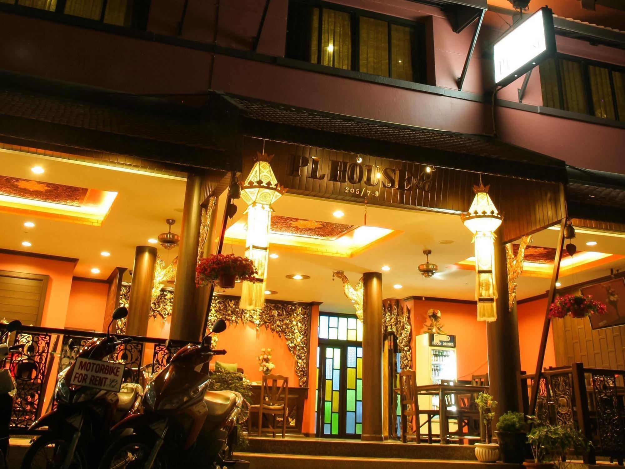 Pl Guesthouse Patong Exterior foto
